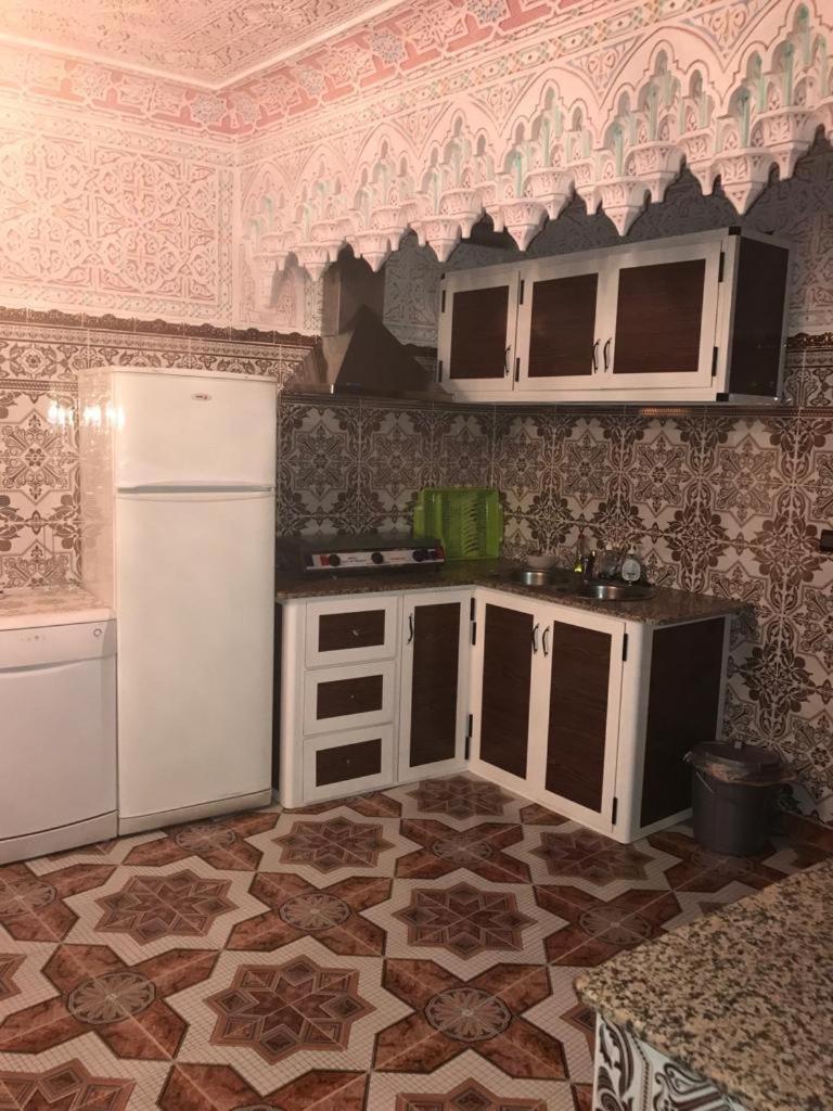 Appartements Dior Al Hoceima Al Hoceïma Exterior foto